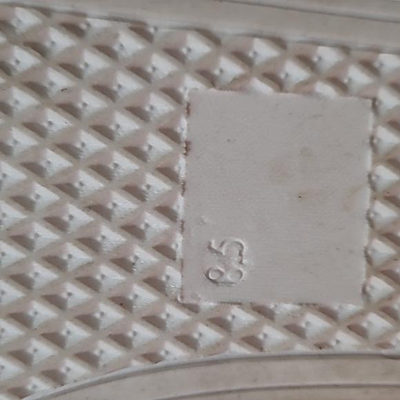 SODA black croc embossed sneakers size 8.5 - Picture 7 of 9